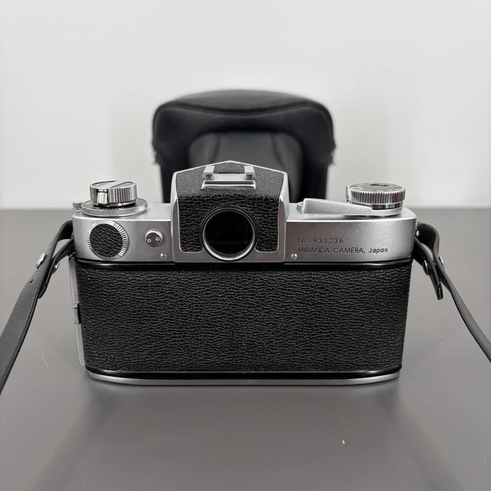 Miranda Sensorex 35mm SLR Film Camera w/ 2 Mirinda Lenses Manuels & Leather Case